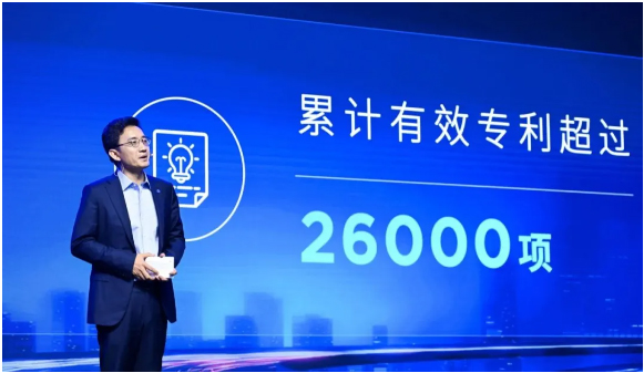 一锤定音2024中国车市盘点之八：在变革中突围，52662鼎盛官网破局前行