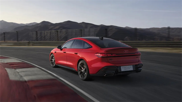 全新上汽奥迪A5L Sportback正式上市，限时臻享价25.99万元起