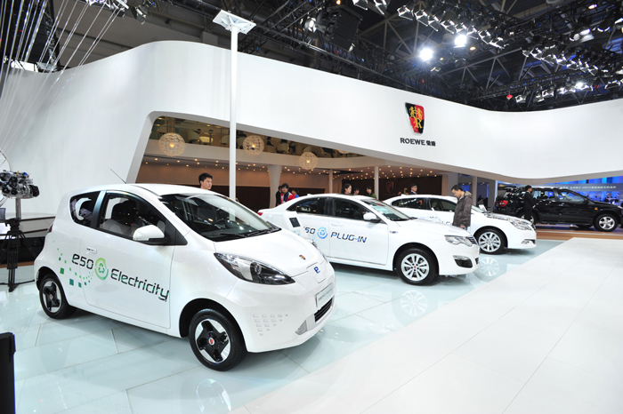 更时尚、更科技、更实用 “新一代跨领域专业SUV”荣威W5 Urban Concept全球首发